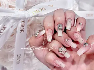 ネイル ✨Nailsalon Vi+✨のネイルデザイン