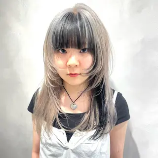 カラー デザインカラー/パー マ🦖外岡咲希🦖のヘアスタイル