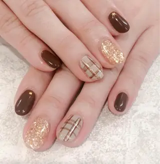 ミディアム ネイル Luana nail (ルアナネイル)のネイルデザイン