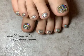 ネイル LAVISH nail salonのネイルデザイン