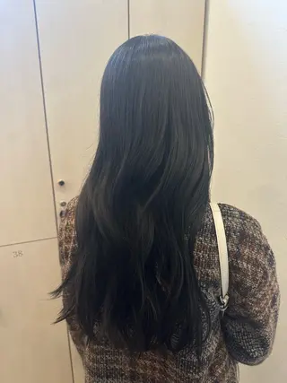 ロング カラー Miki .のヘアスタイル