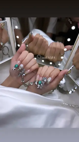 ネイル 加納 莉音のネイルデザイン