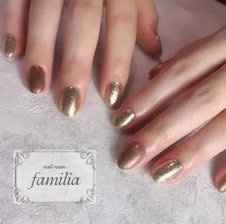 ネイル -nailroom- familiaのネイルデザイン