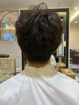 メンズ 粟田 めぐみのヘアスタイル