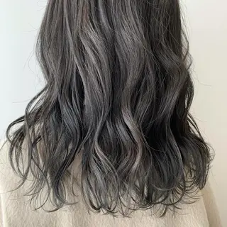 ロング 中井 茅佳のヘアスタイル