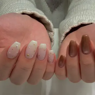 ネイル NAO🐰🎀 ちゅるん⌇パラジェルのネイルデザイン