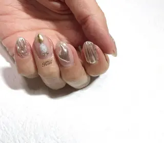 ネイル kiii.__ ✴︎*のネイルデザイン