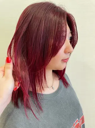 ミディアム 💿 kanna💿のヘアスタイル