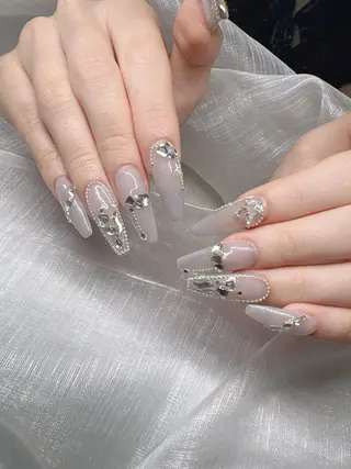 ネイル Lee Nailsのネイルデザイン