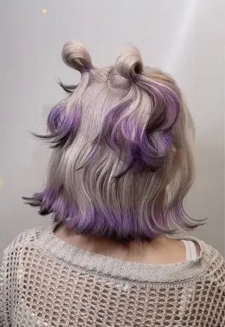 ロング 韓国風レイヤーカラー ライムのヘアスタイル