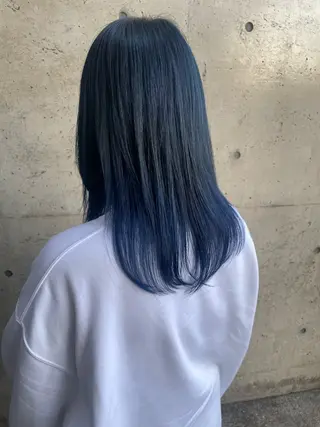 セミロング カラー 日高 香織のヘアスタイル