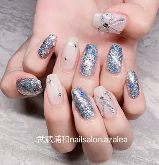 ネイル R inのネイルデザイン