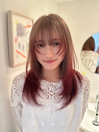 ロング カラー 磯　亜由香🌼 ブリーチ/ボブカットのヘアスタイル