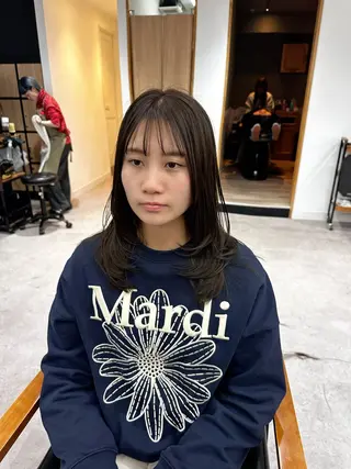 セミロング カラー パーマ ヘアアレンジ メンズ キッズ 骨格レイヤーカット 🌿美髪縮毛矯正のヘアスタイル