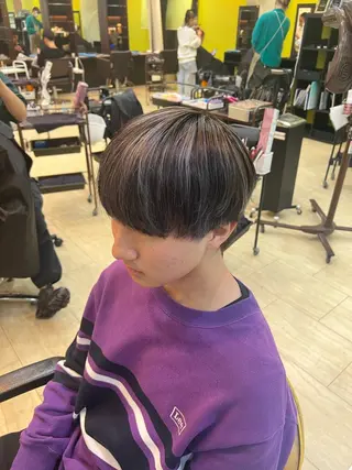 ミディアム カラー メンズ ハイトーン／パーマ 特化平田のヘアスタイル