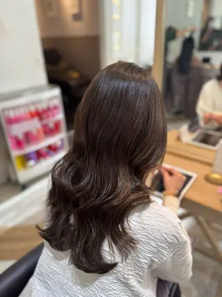 セミロング 銀座/レイヤー /髪質改善/韓国ヘアのヘアスタイル