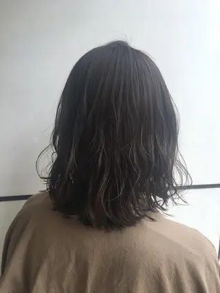 ショート パーマ ベージュカラー🧸 伊藤なつみのヘアスタイル