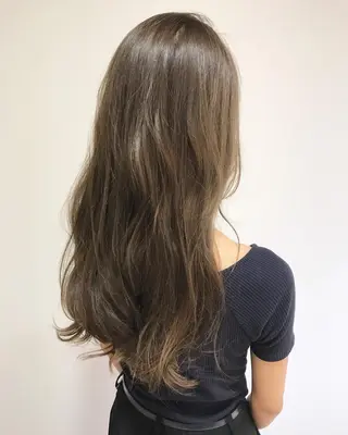 ロング カラー Miru by INCE HAIRのヘアスタイル