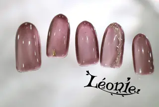 ネイル Leonie やまざきのネイルデザイン
