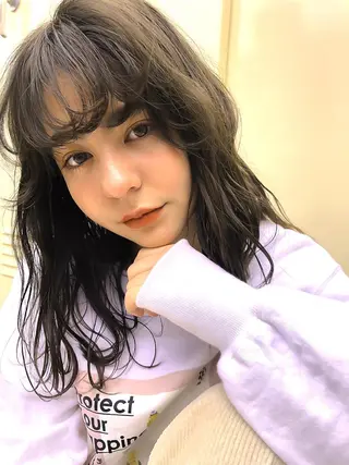 ミディアム カラー 一ノ瀬 暁のヘアスタイル