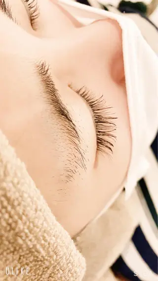 マツエク・マツパ 中村 眞歩のヘアスタイル