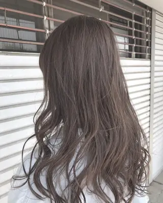 セミロング カラー レイヤーカット匠 イソザキノリユキのヘアスタイル