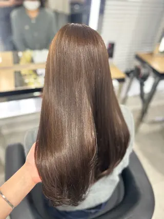 ロング カラー YUKA🤍ベージュ /ミルクティーのヘアスタイル