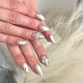 ネイル 透明感ネイル ｜mahiru.のネイルデザイン