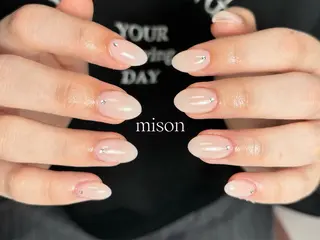 ネイル mison 安形友花のネイルデザイン