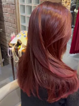 ロング 矢野 伶菜のヘアスタイル