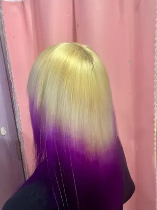 ミディアム 👽KINA👽 派手髪🦖💖✨のヘアスタイル