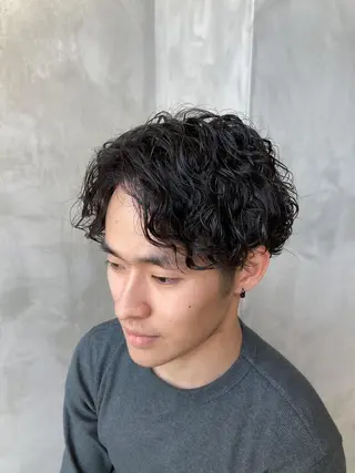 ミディアム パーマ メンズ 波巻きスパイラルパー マ/シャドウパーマ駿のヘアスタイル