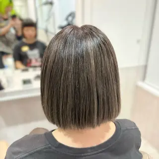 カラー 長崎 真子のヘアスタイル