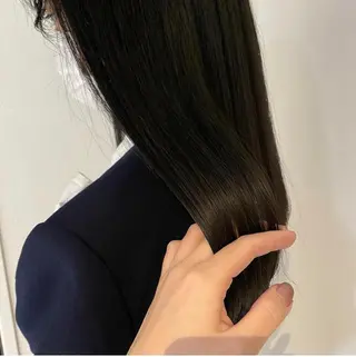 セミロング カラー annuy🪐 HINAのヘアスタイル