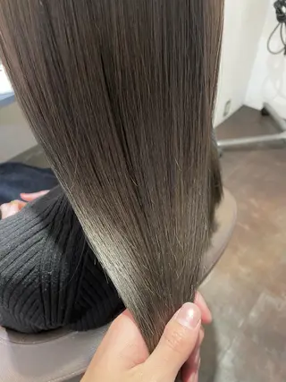 セミロング カラー 💎赤み消しカラー 特化型デザイナー💎のヘアスタイル