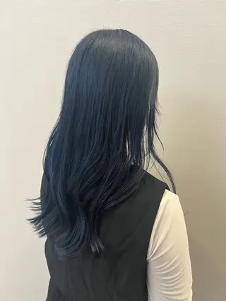 セミロング カラー 滝沢 智希のヘアスタイル