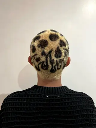 カラー メンズ AOI 　ヘアカラ ー / ブリーチのヘアスタイル