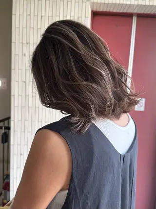 ミディアム カラー ブリーチカラー🫧 森　凪沙のヘアスタイル