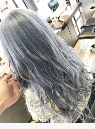 カラー メンズ 手塚 亮汰のヘアスタイル