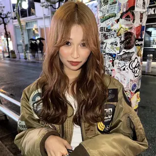 ロング 🤍爆モテハイトーン 🤍ブリーチ特化🤍のヘアスタイル