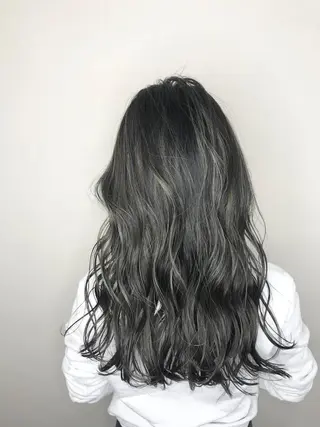 ロング 吉河 克則のヘアスタイル