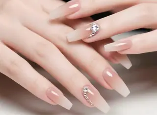 ネイル jasmine池袋所属・エン ホウヨウのネイルデザイン