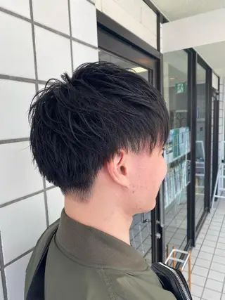 ショート 白髪ボカシカラー /骨格に合わせカットのヘアスタイル