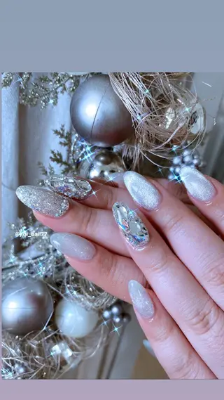 ネイル JINI NAIL所属・ジニ ネイルのネイルデザイン