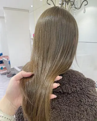 ロング カラー 女性のための美容師/ 下北沢/ヨシダモモカのヘアスタイル