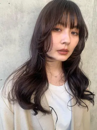 カラー ラベンダー/レイヤー スタイル🤎mamiのヘアスタイル