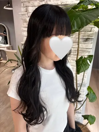 ロング Maki /透明感カラーのヘアスタイル