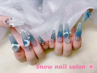 ネイル Snow nail  💕 新宿🌸のネイルデザイン
