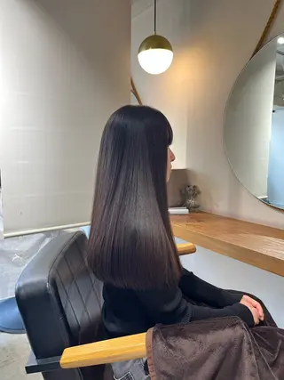 ロング 塩川ももこ/ 自然な縮毛矯正のヘアスタイル