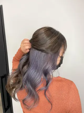 ロング カラー 岡留 愛美のヘアスタイル